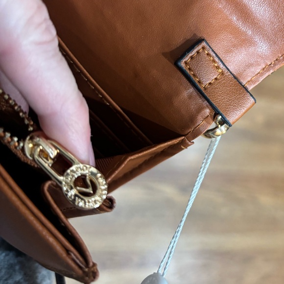 ++FREE with $175 purchase++
 Valentino Orlandi Brown Crossbody Bag - Picture 15 of 16